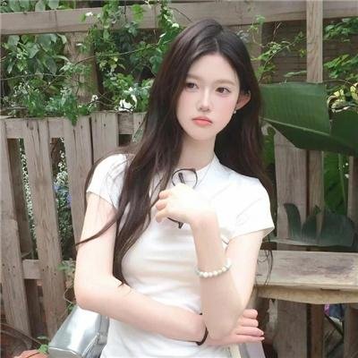 黑色池塘